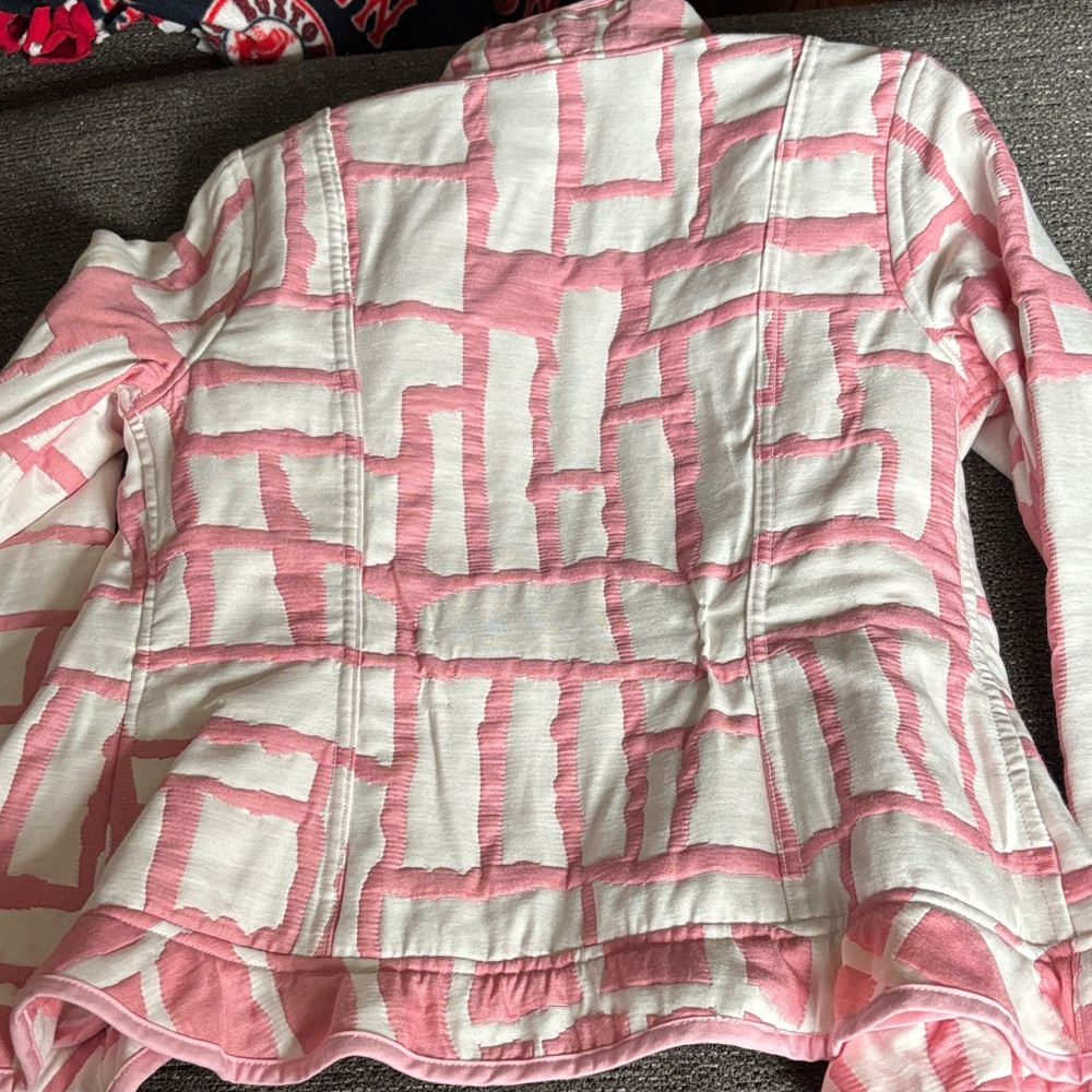 Quilted Pink and White blocks vs & clouds design - Picture 6 of 14